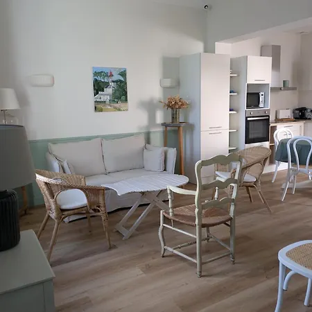 Charmante Maison Pour 4 A 6 Personnes A 200m Des Plages * サン・パレ・シュル・メール