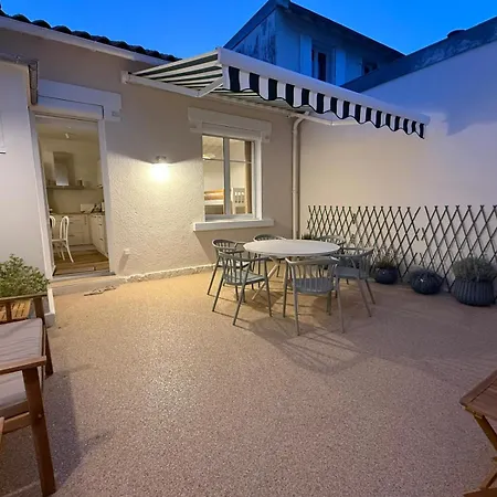 Charmante Maison Pour 4 A 6 Personnes A 200m Des Plages