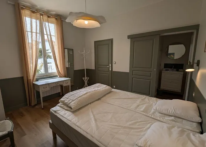 Charmante Maison Pour 4 A 6 Personnes A 200m Des Plages Holiday home *