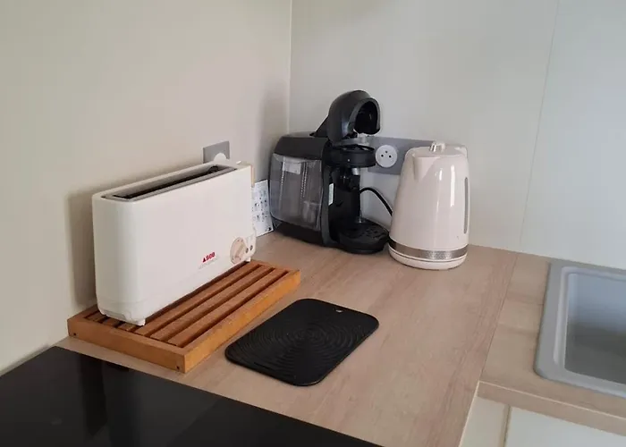 Holiday home Charmante Maison Pour 4 A 6 Personnes A 200m Des Plages