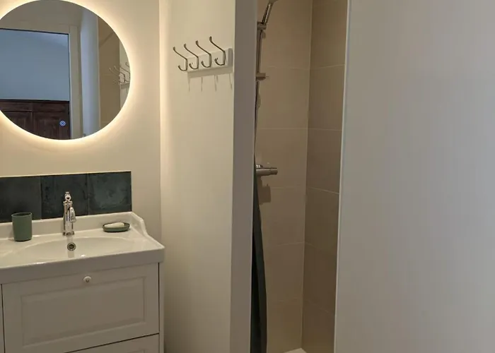 Charmante Maison Pour 4 A 6 Personnes A 200m Des Plages Saint-Palais-sur-Mer